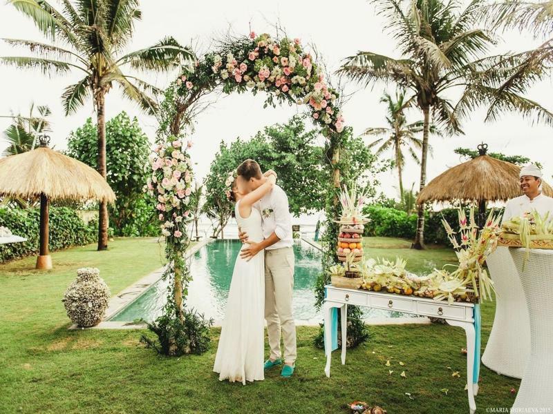 Pantai Hitam Villa Selemadeg المظهر الخارجي الصورة